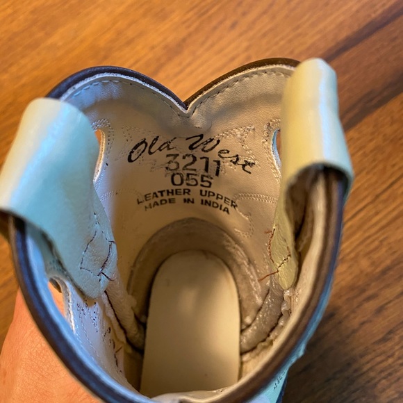 Old West toddler cowboy boots. Never worn, in box - Picture 5 of 8